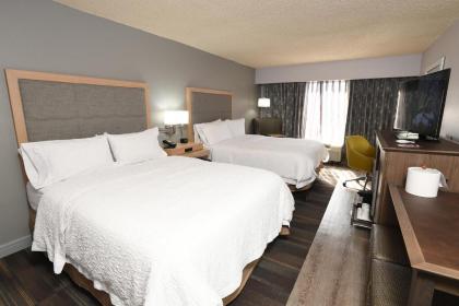 Hampton Inn Jacksonville - East Regency Square - image 3