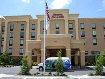 Hampton Inn  Suites Jacksonville Airport