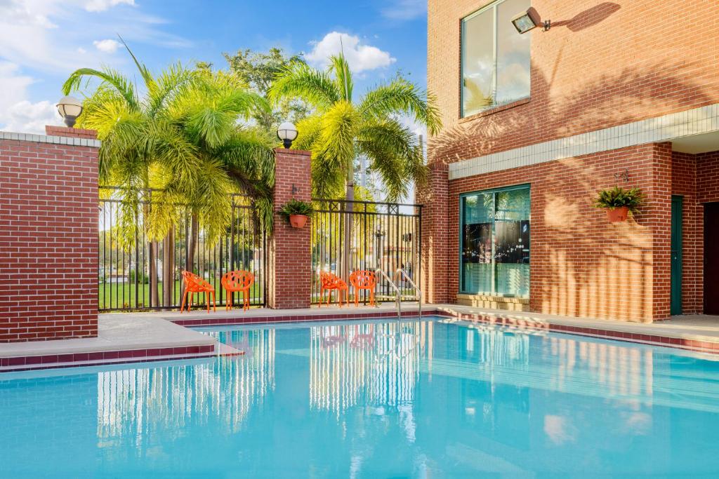 Hampton Inn & Suites Tampa Ybor City Downtown - main image