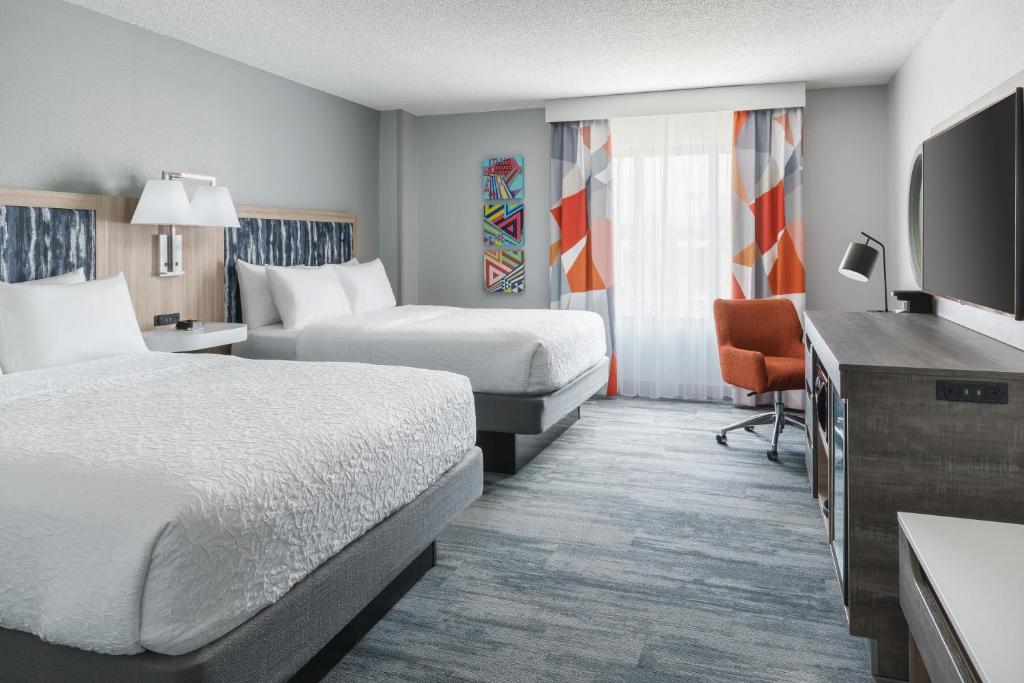 Hampton Inn & Suites Tampa Ybor City Downtown - image 4