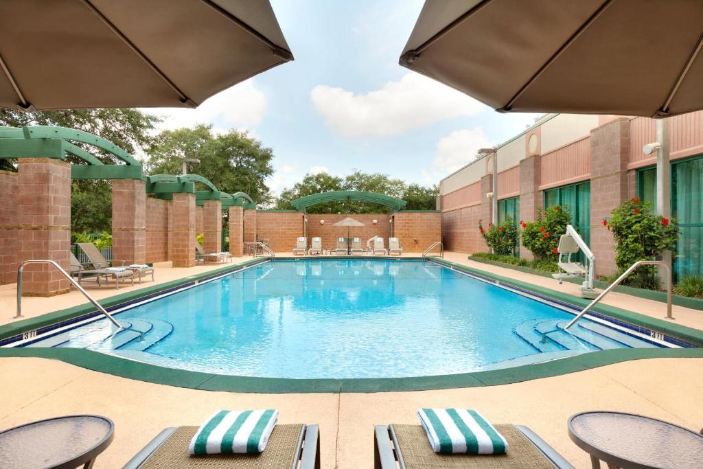 Embassy Suites Tampa - USF / Busch Gardens - main image