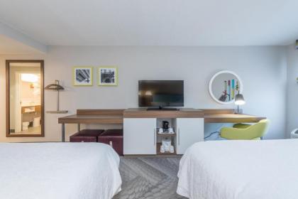 Hampton Inn Tampa-Veterans Expressway - image 5