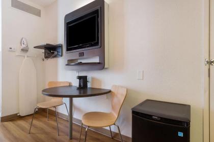 Motel 6-Orlando FL - International Dr - image 3