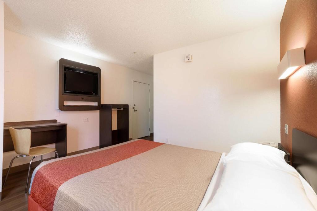 Motel 6-Orlando FL - International Dr - image 5