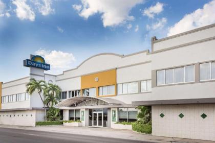 Days Inn by Wyndham miami Airport North miami