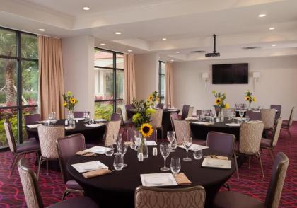 Delta Hotels by Marriott Orlando Lake Buena Vista - image 4