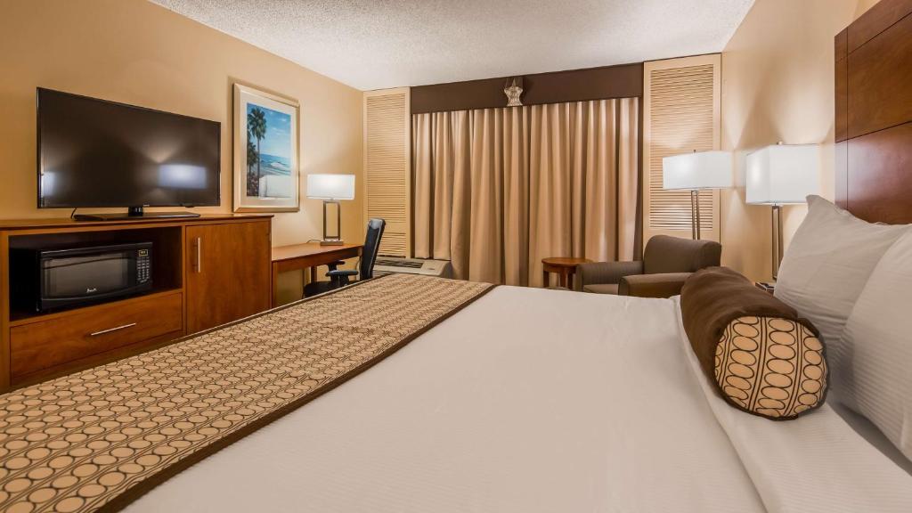 Best Western Orlando Gateway Hotel - image 5