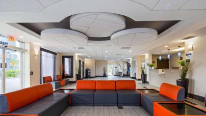 Best Western Airport Inn & Suites - image 3