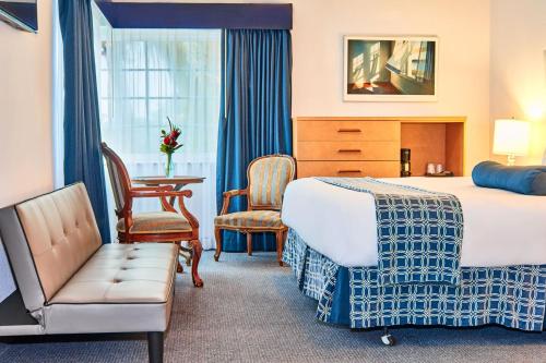 Ocean Spray Hotel - image 4