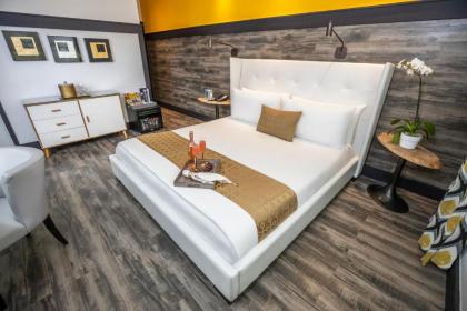 Catalina Hotel & Beach Club - image 4