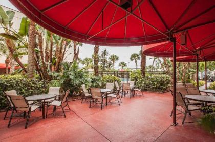 Red Roof PLUS+ Miami Airport - image 5