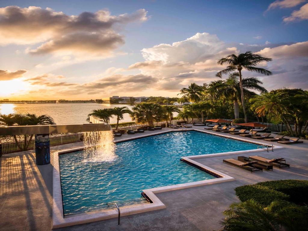Pullman Miami Airport - main image