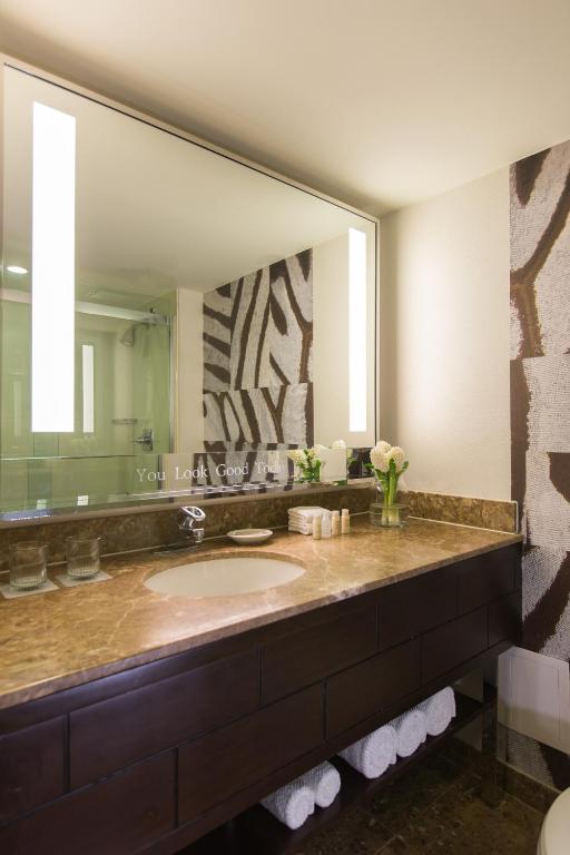 Renaissance Boca Raton Hotel - image 4