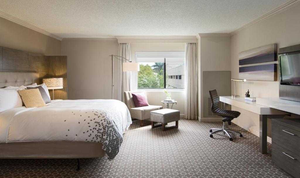 Renaissance Boca Raton Hotel - image 5
