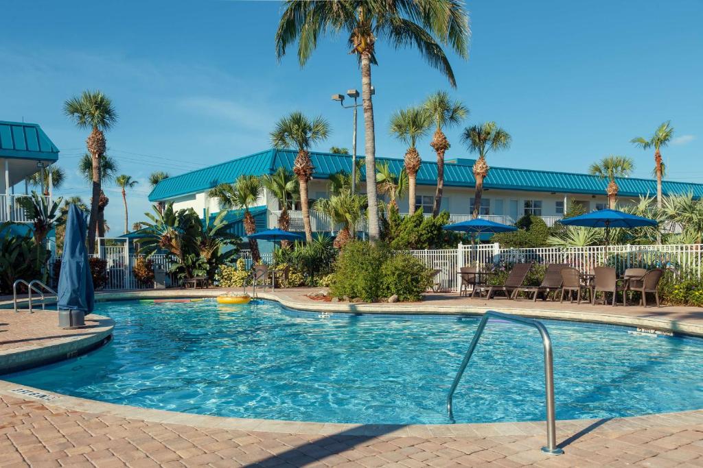 Best Western Cocoa Beach Hotel & Suites - main image