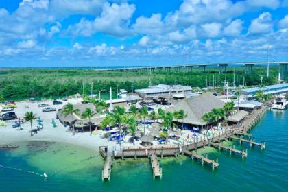 Gilberts Resort