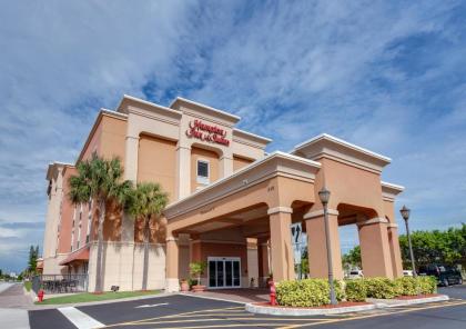 Hampton Inn  Suites Cape Coral  Fort myers