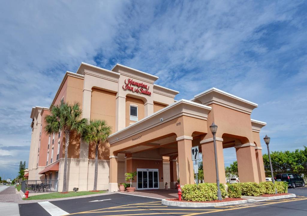 Hampton Inn & Suites Cape Coral / Fort Myers - main image