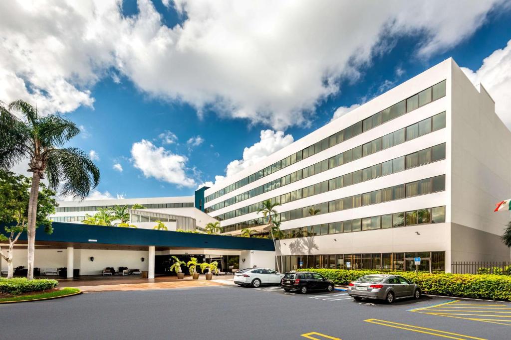 Sonesta Miami Airport - main image