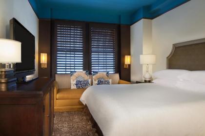 Crowne Plaza Key West-La Concha - image 3