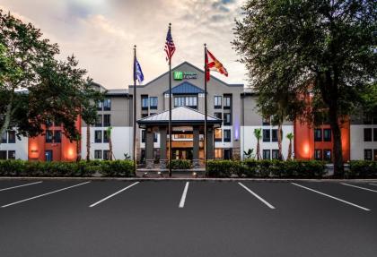 Holiday Inn Express Tampa-Brandon an IHG Hotel