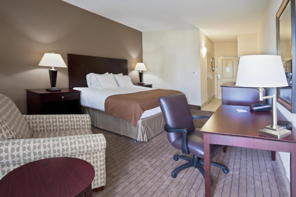 Holiday Inn Express North Palm Beach-Oceanview an IHG Hotel - image 4