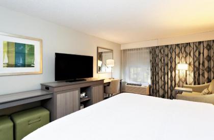 Hampton Inn Melbourne - image 2