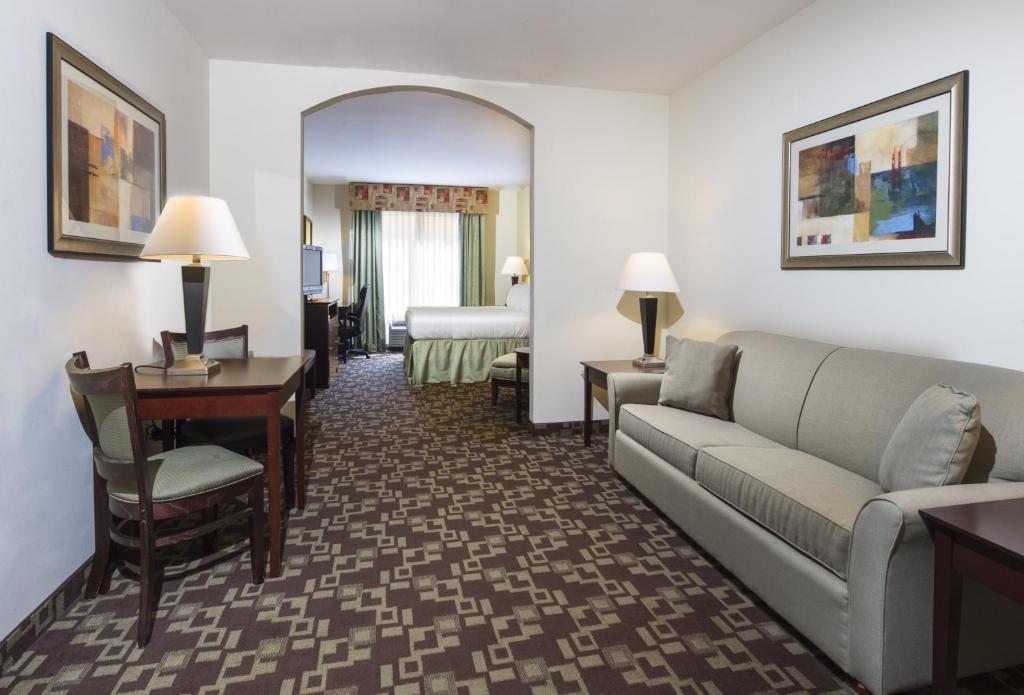 Holiday Inn Express Hotel & Suites Port St. Lucie West an IHG Hotel - image 5