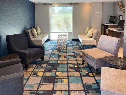 Comfort Inn & Suites Melbourne-Viera - image 4