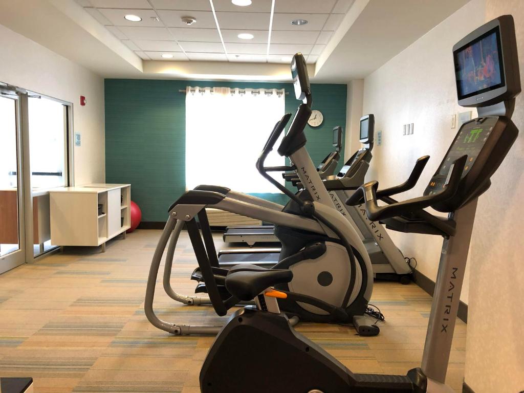 Holiday Inn Express Jacksonville Beach an IHG Hotel - image 2