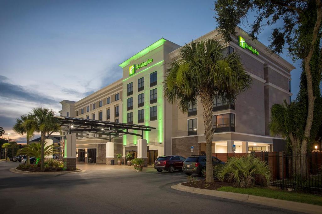 Holiday Inn Pensacola - University Area an IHG Hotel - main image
