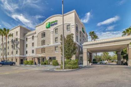 Holiday Inn Express Hotel & Suites Clearwater US 19 North