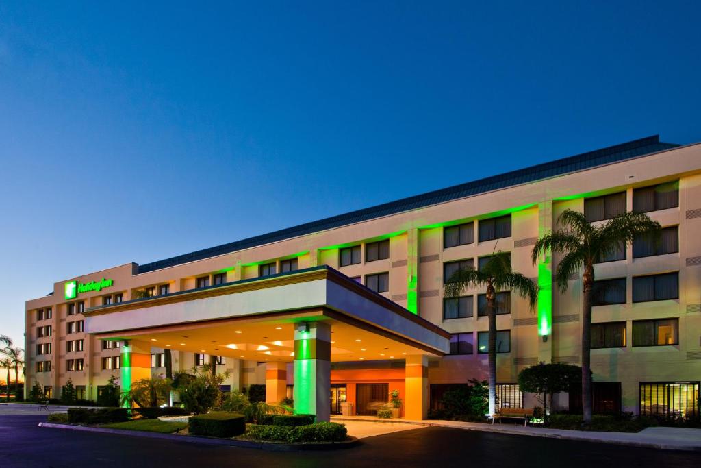 Holiday Inn Port St. Lucie an IHG Hotel - main image
