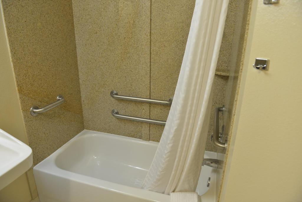 Candlewood Suites Melbourne-Viera an IHG Hotel - image 4
