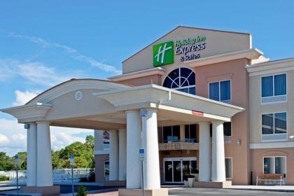 Holiday Inn Express Hotel & Suites Brooksville West - image 4