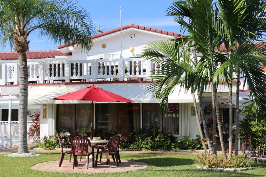 Breakaway Inn Guest House - main image