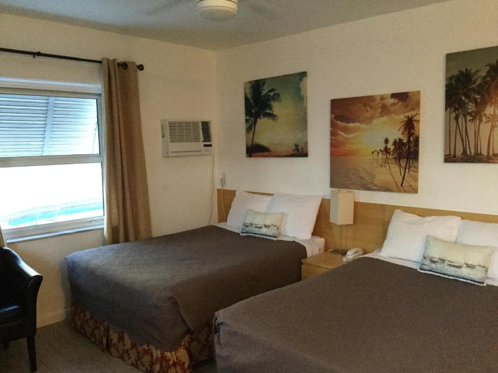 Breakaway Inn Guest House - image 2