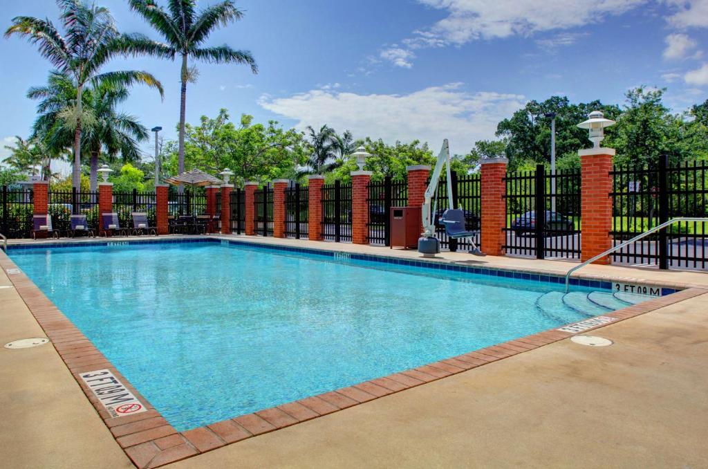 Hyatt Place Fort Lauderdale Airport/Cruise Port - image 3