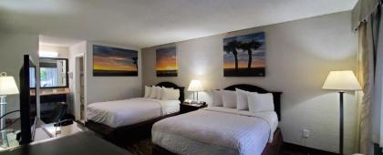 Days Inn by Wyndham Stuart - image 2