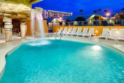 Four Points by Sheraton Cocoa Beach - image 4