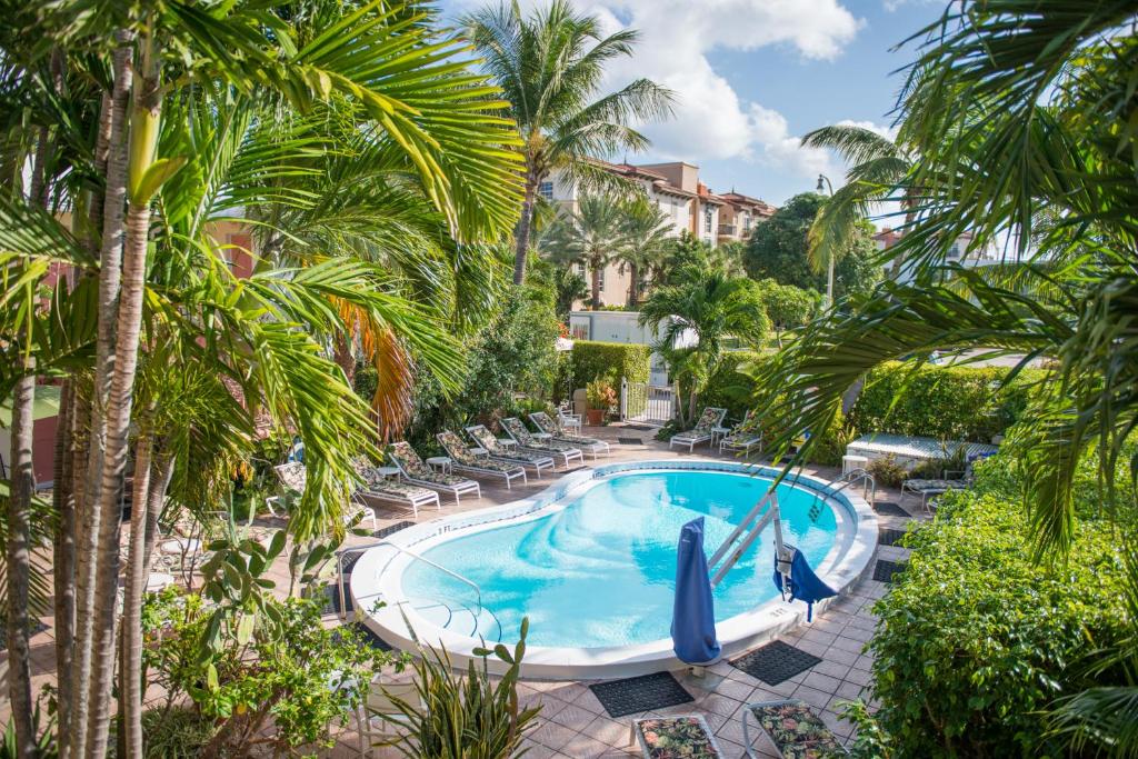 Shore Haven Resort Inn - main image