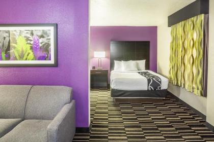 La Quinta by Wyndham Orlando Universal area - image 2