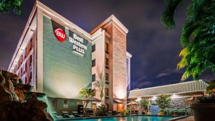 Hotel in Hallandale Beach Florida