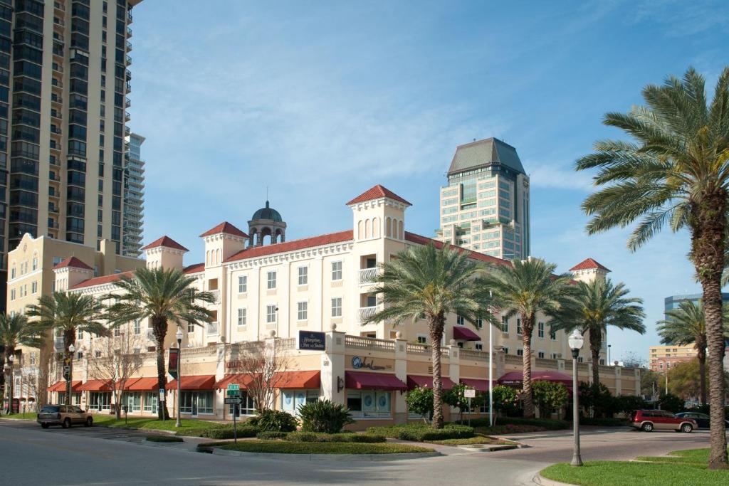 Hampton Inn & Suites St. Petersburg/Downtown - main image
