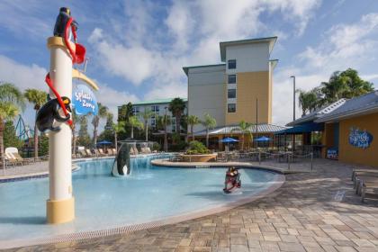 Fairfield Inn Suites by Marriott Orlando At SeaWorld - image 4