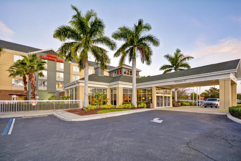 Hilton Garden Inn Sarasota-Bradenton Airport - image 4