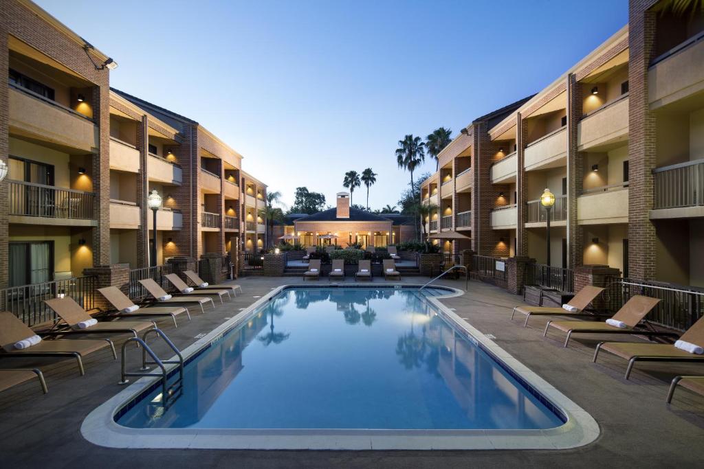 Courtyard by Marriott Fort Lauderdale Plantation - main image