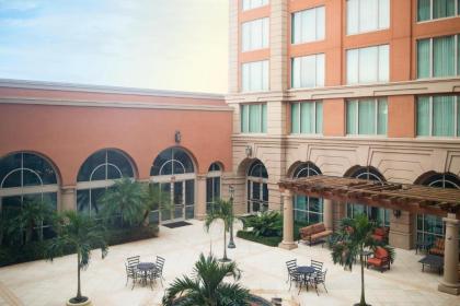 Renaissance Tampa International Plaza Hotel - image 3