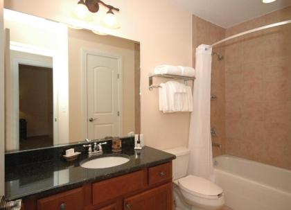 Emerald Greens Condo Resort - image 3
