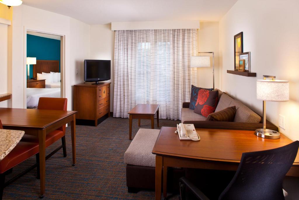Residence Inn by Marriott Daytona Beach Speedway/Airport - image 2